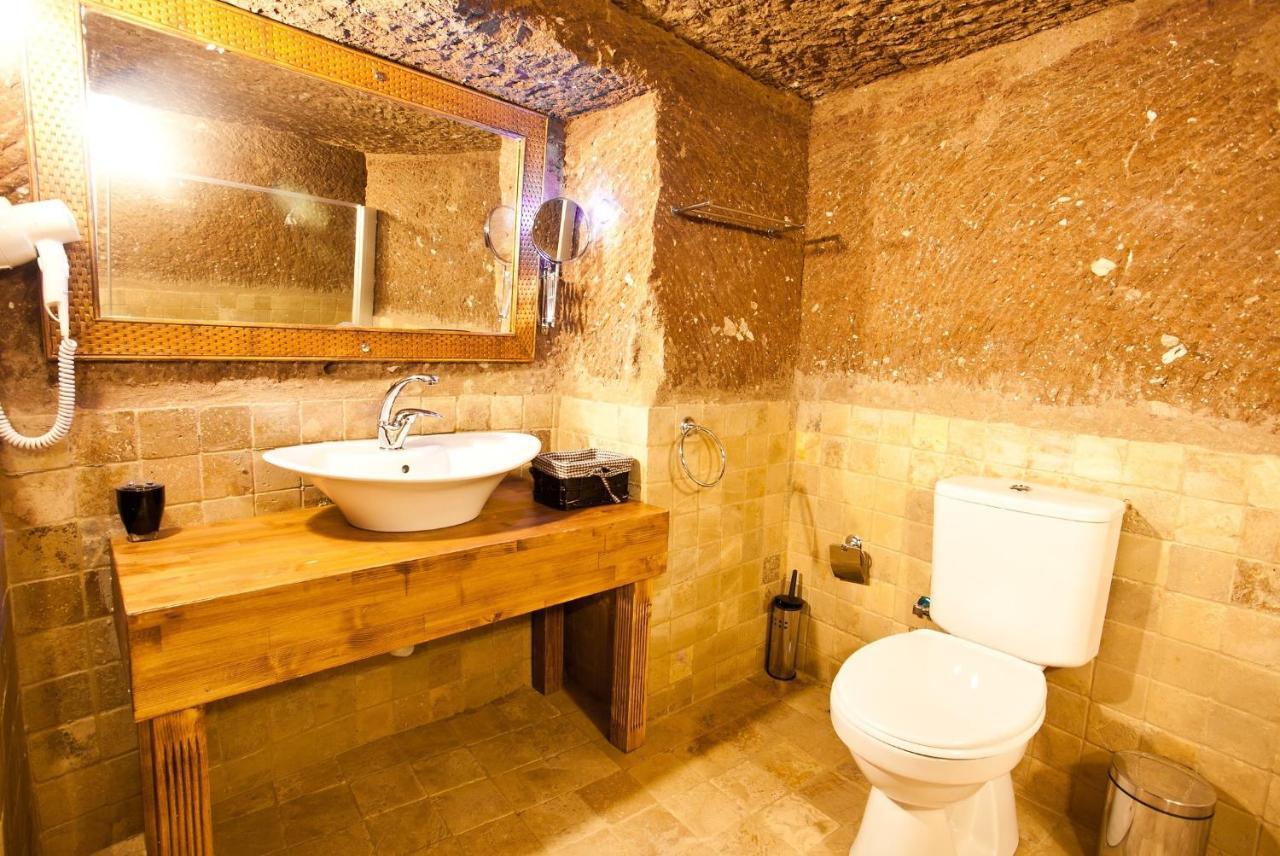 Monte Cappa Cave House Bed & Breakfast Юргюп Екстериор снимка