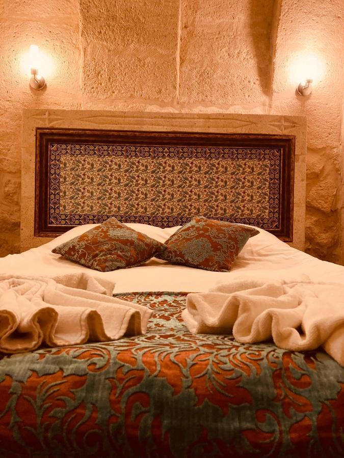 Monte Cappa Cave House Bed & Breakfast Юргюп Екстериор снимка
