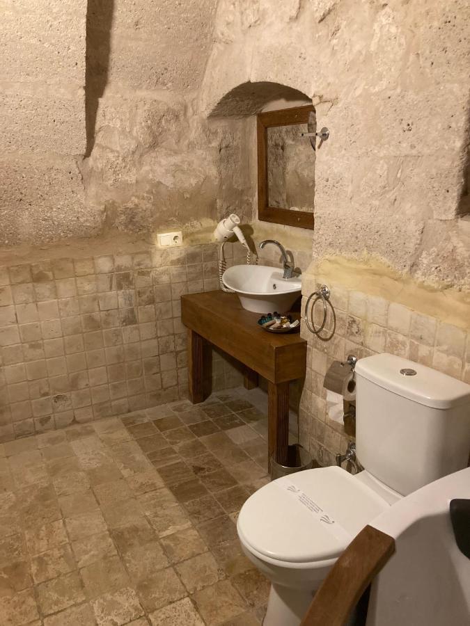 Monte Cappa Cave House Bed & Breakfast Юргюп Екстериор снимка