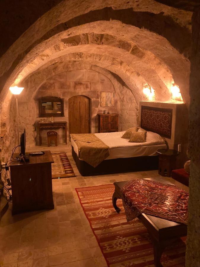 Monte Cappa Cave House Bed & Breakfast Юргюп Екстериор снимка