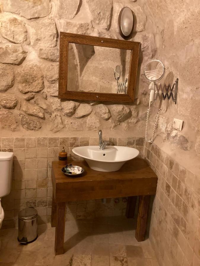 Monte Cappa Cave House Bed & Breakfast Юргюп Екстериор снимка