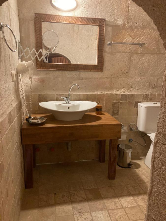 Monte Cappa Cave House Bed & Breakfast Юргюп Екстериор снимка