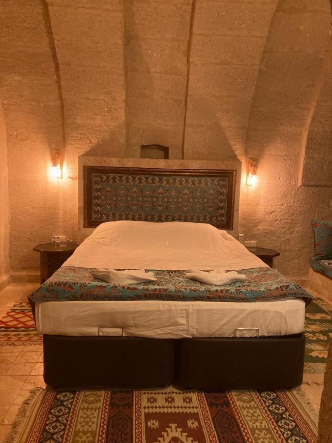 Monte Cappa Cave House Bed & Breakfast Юргюп Екстериор снимка