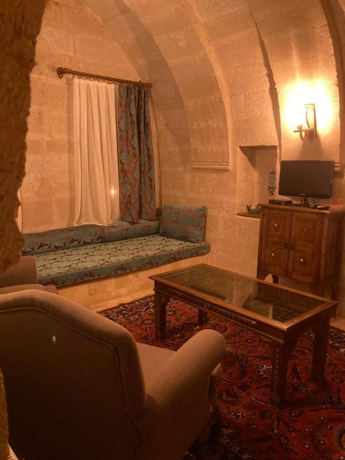 Monte Cappa Cave House Bed & Breakfast Юргюп Екстериор снимка