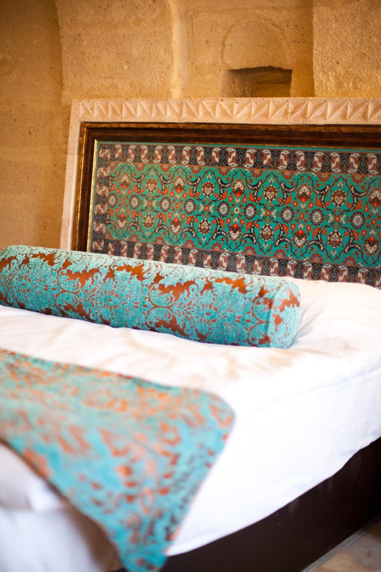 Monte Cappa Cave House Bed & Breakfast Юргюп Екстериор снимка