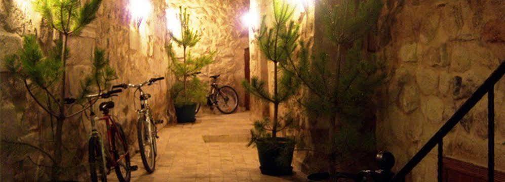 Monte Cappa Cave House Bed & Breakfast Юргюп Екстериор снимка