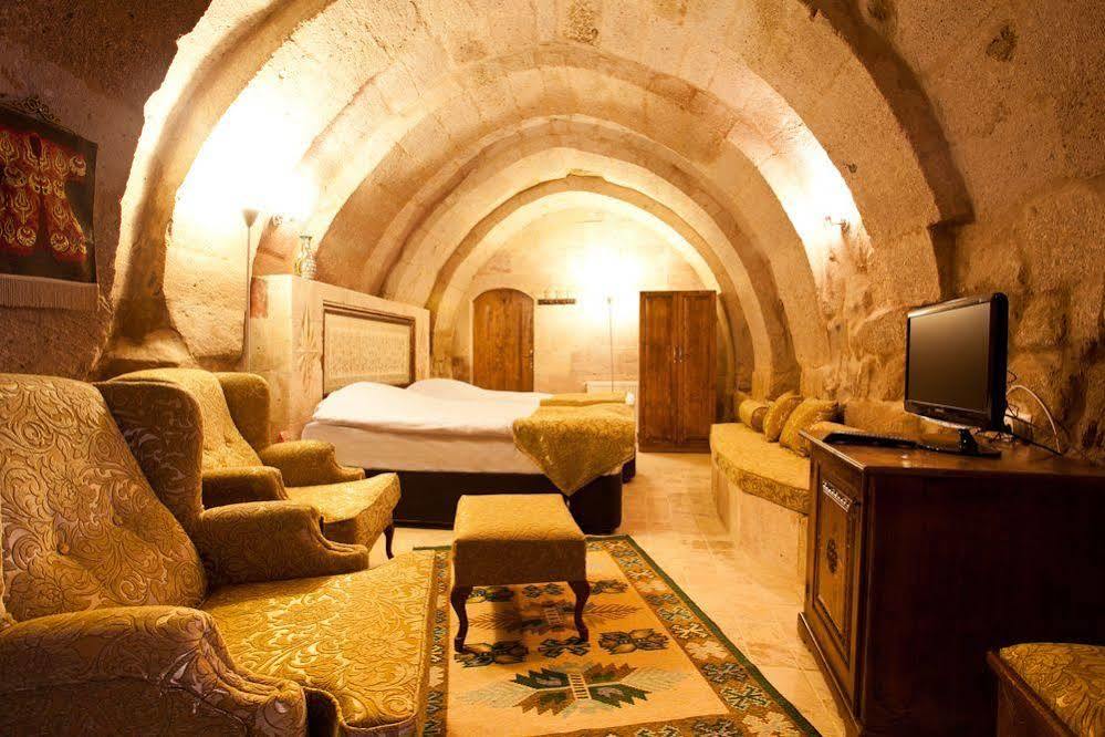 Monte Cappa Cave House Bed & Breakfast Юргюп Екстериор снимка