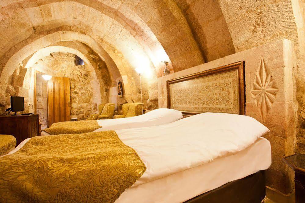 Monte Cappa Cave House Bed & Breakfast Юргюп Екстериор снимка