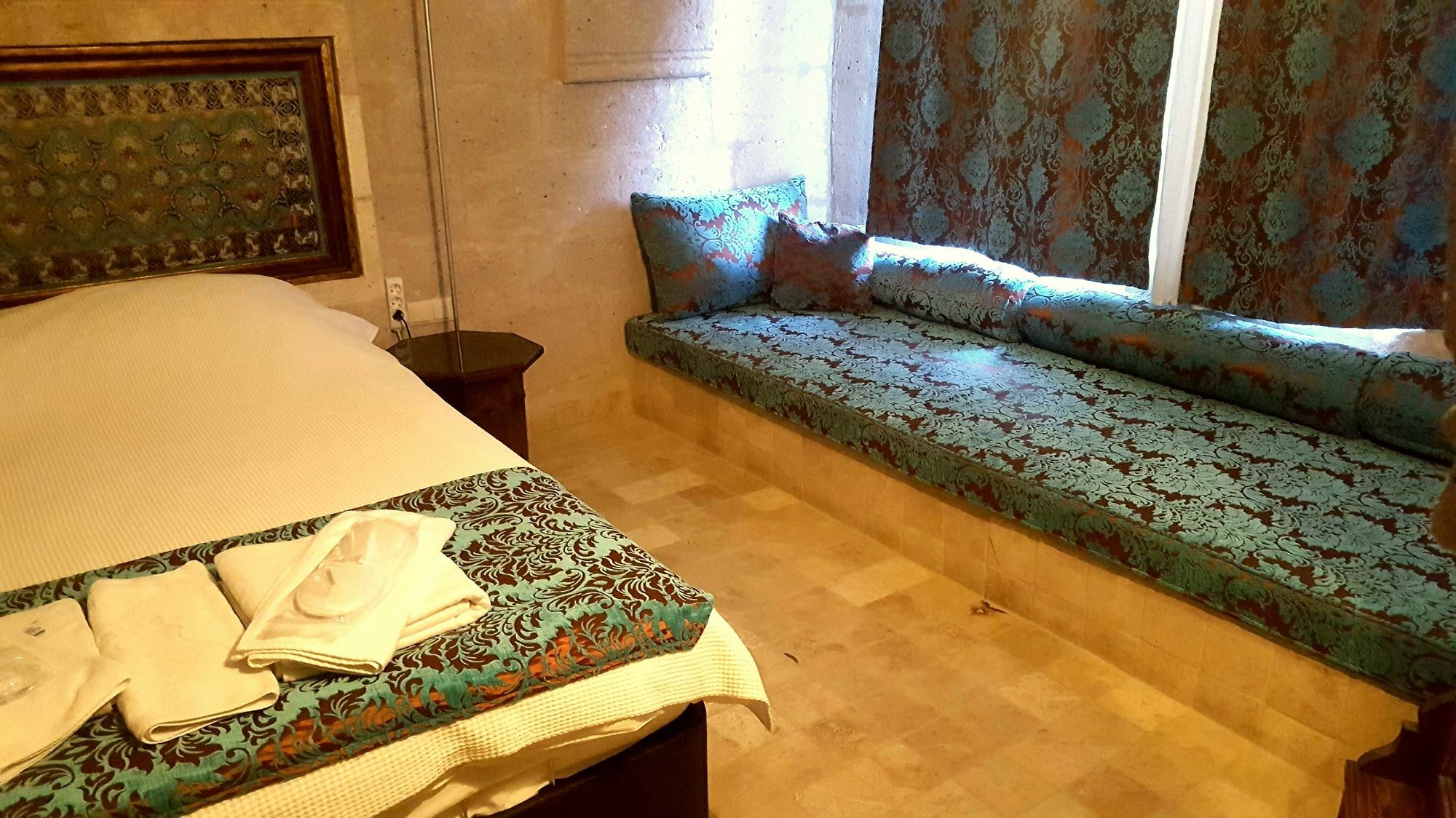 Monte Cappa Cave House Bed & Breakfast Юргюп Екстериор снимка