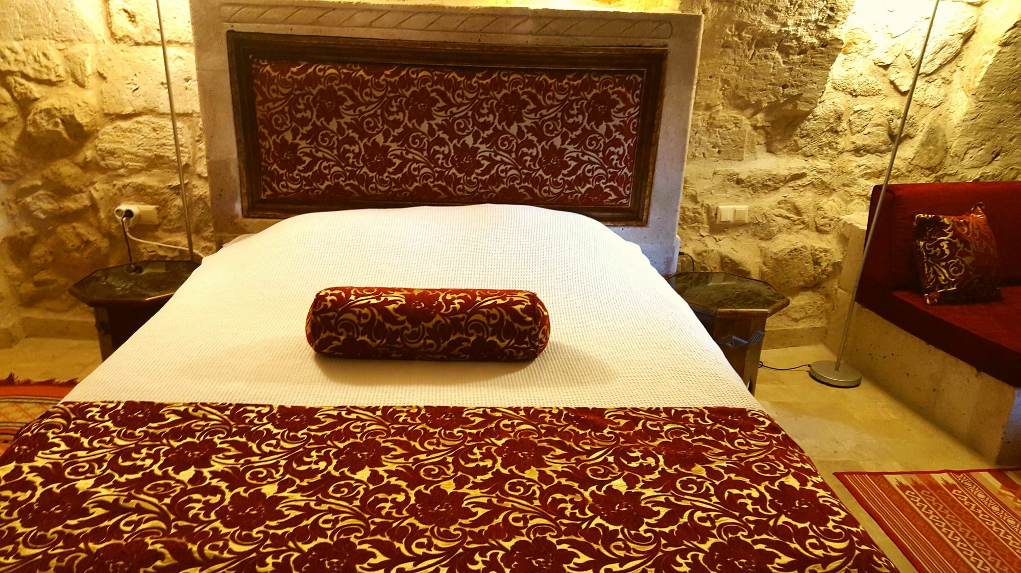 Monte Cappa Cave House Bed & Breakfast Юргюп Екстериор снимка